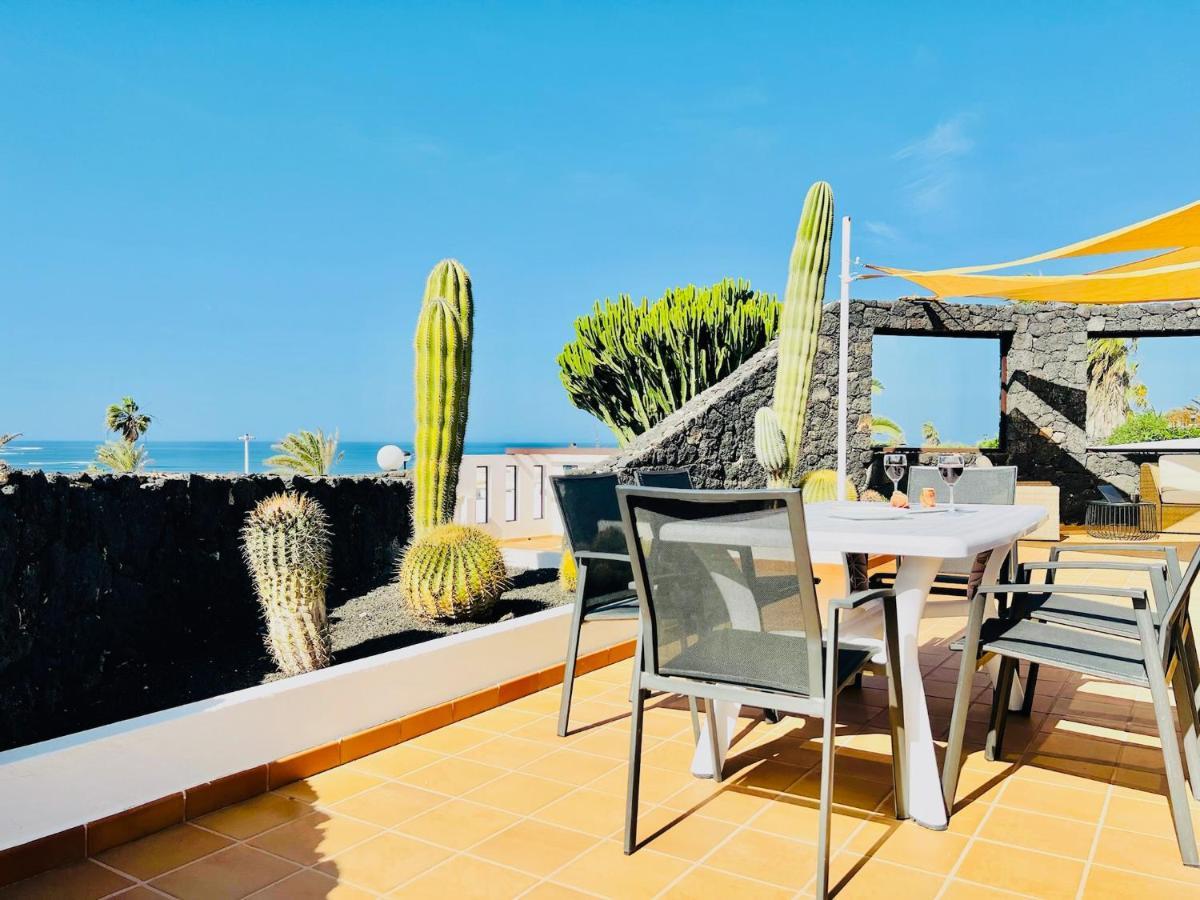 Canaryislandshost I Marquesa Famara Exteriör bild